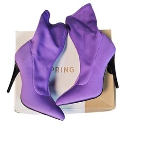 Ring Purple Heeled Boots with Ruffled Design